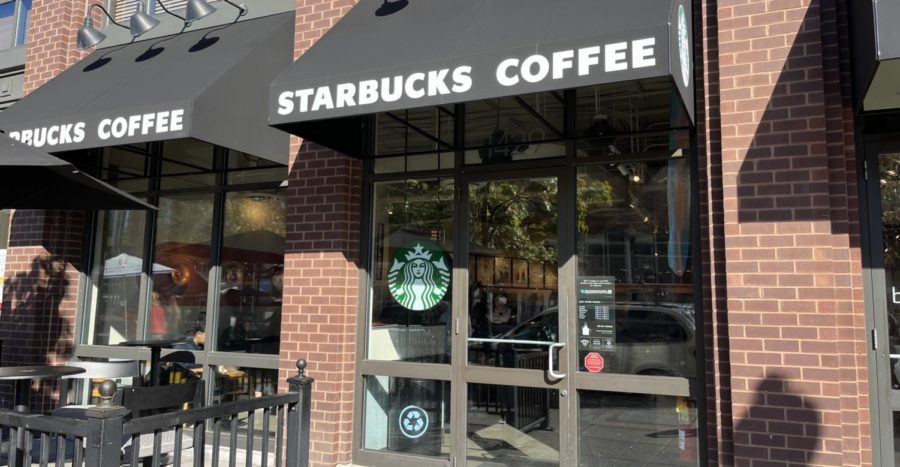 Storefront+of+a+unionized+Starbucks+on+P+Street%2C+Washington+D.C.