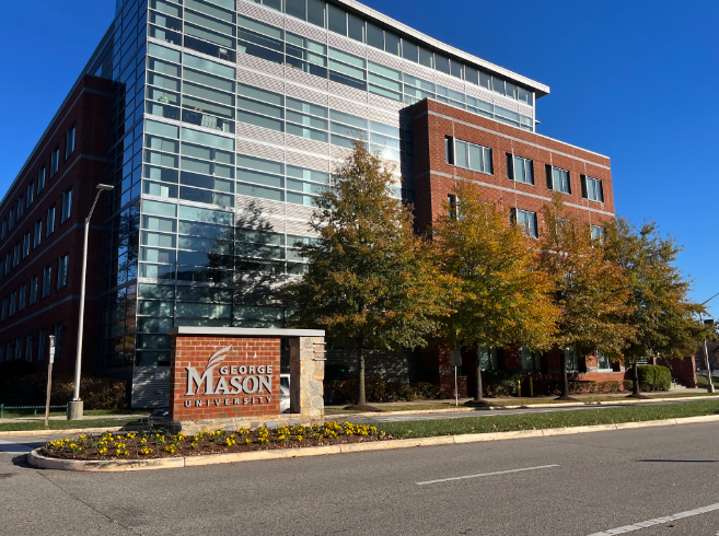Photograph of George Mason University (GMU) signage. GMU is one of the many Virginia universities offering a guaranteed admissions program to high school seniors.